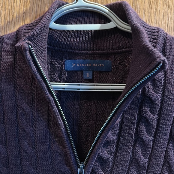 Men’s Denver Hayes sweater, maroon colour, never worn! Size small. - Picture 2 of 3